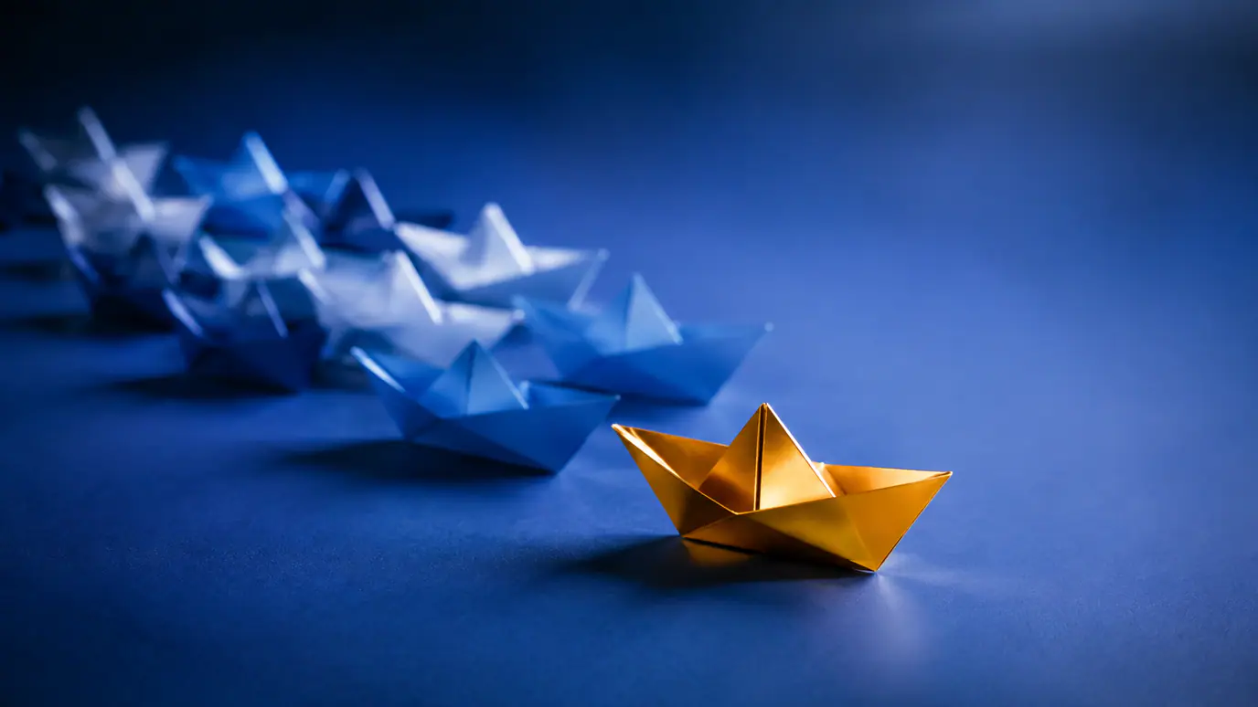 Startup funding stages mapped to recommended dedicated software team sizes and roles